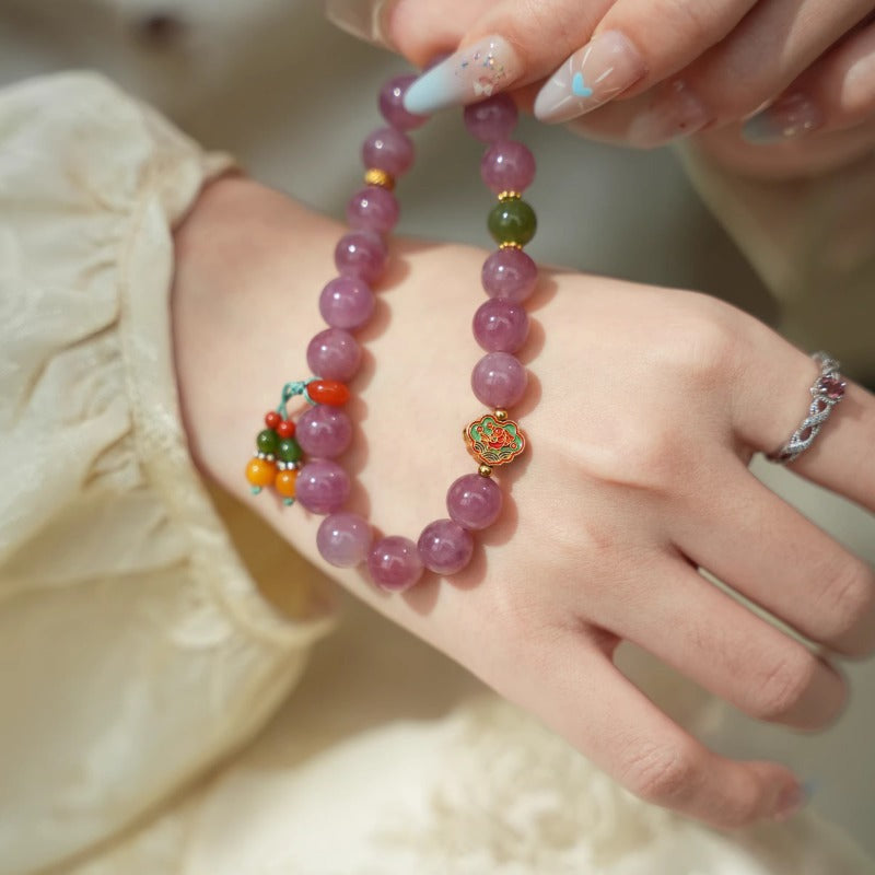 Spiritual crystal chakra bracelet featuring elegant enamel accents for cultivating unconditional love and inner harmony.